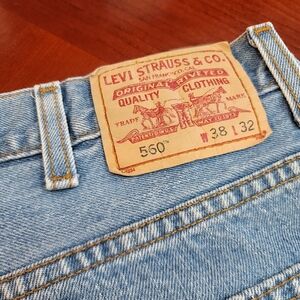 Men's Levi jeans 38x32